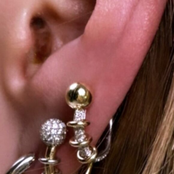 Rainbow K Punk Nano Earring White Gold - Picture 6 of 9